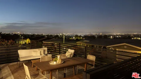 $1,549,000 | 4100 Don Diablo Drive, Los Angeles, CA 90008