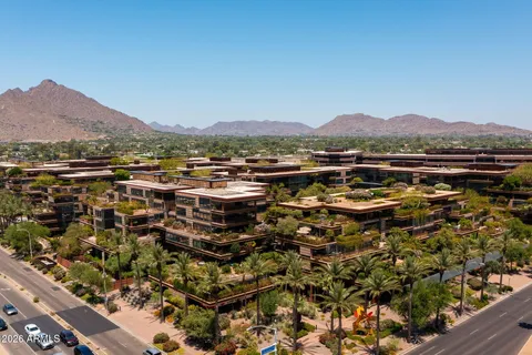 $525,000 | 7161 East Rancho Vista Drive, Unit 2008, Scottsdale, AZ 85251
