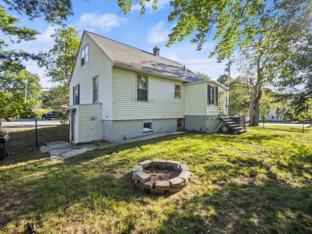 125 Phillips Brooks Road North Andover, MA 01845 - Photo 35 of 38