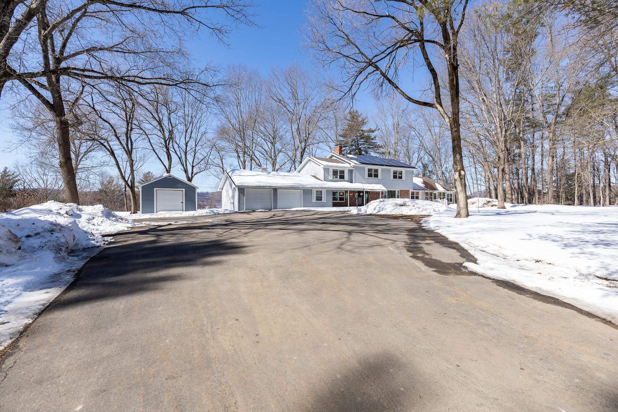 89 Butler Avenue Hinsdale, NH 03451 - Photo 4 of 46