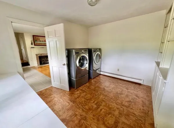 $649,999 | 89 Butler Avenue, Hinsdale, NH 03451