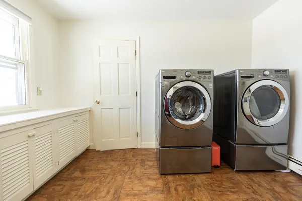 $649,999 | 89 Butler Avenue, Hinsdale, NH 03451