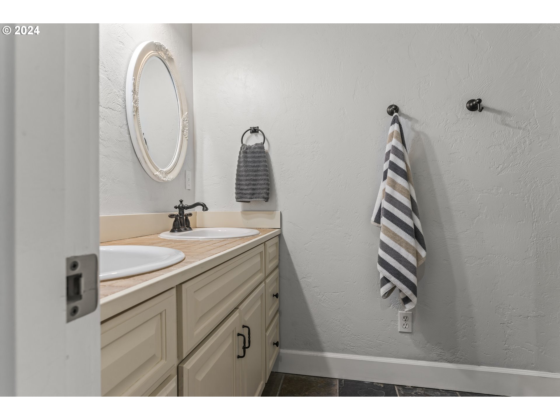 965 South 67th Street Springfield, OR 97478 - Photo 36 of 48 Gallery Image 36