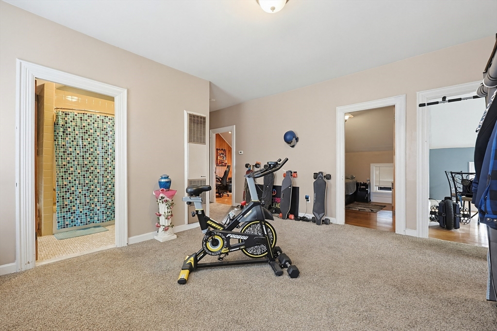 1417 Globe Street Fall River, MA 02721 - Photo 29 of 42
