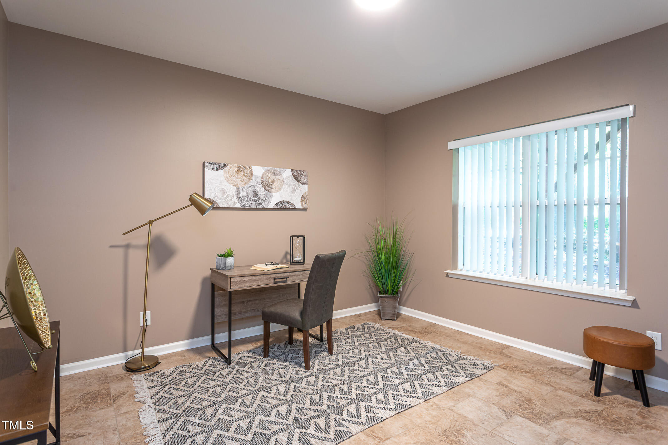 7244 Galon Glen Road Raleigh, NC 27613 - Photo 5 of 38 First Level: Bonus Room