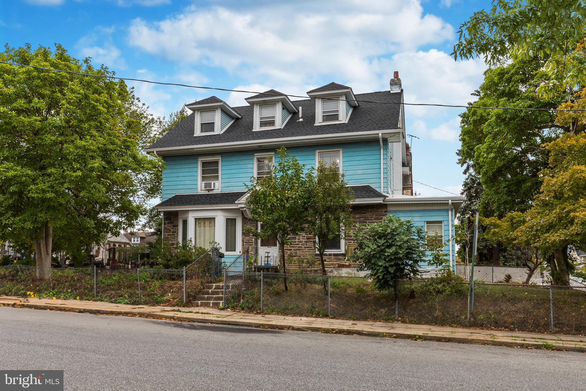 7017 Wayne Avenue Upper Darby, PA 19082 - Photo 2 of 34