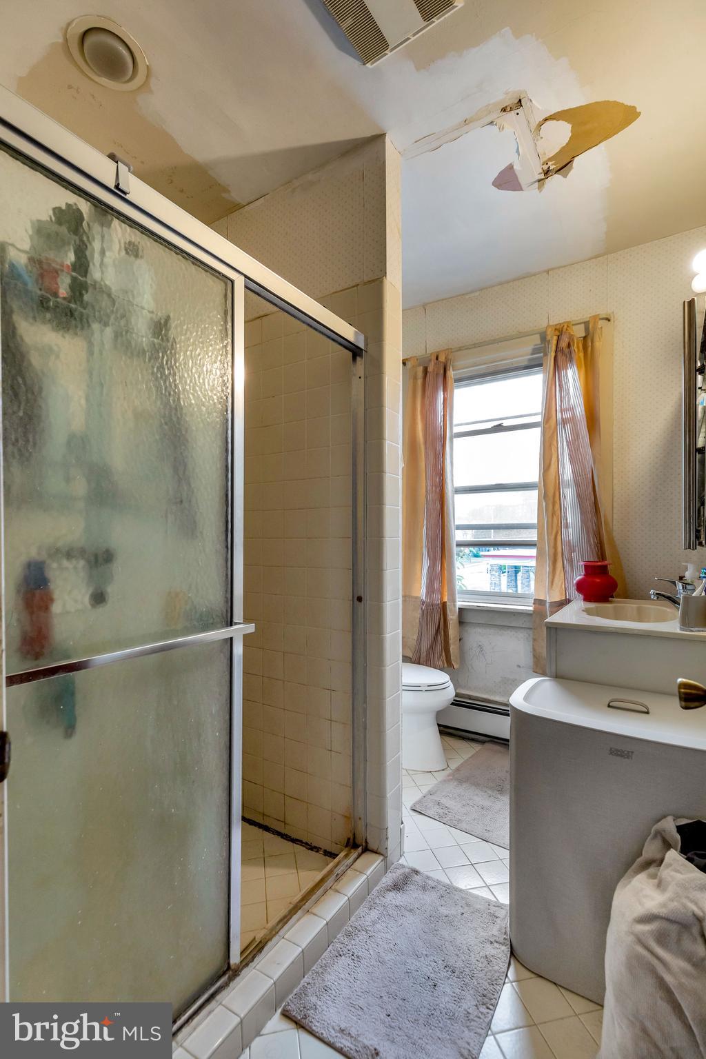 7017 Wayne Avenue Upper Darby, PA 19082 - Photo 22 of 34