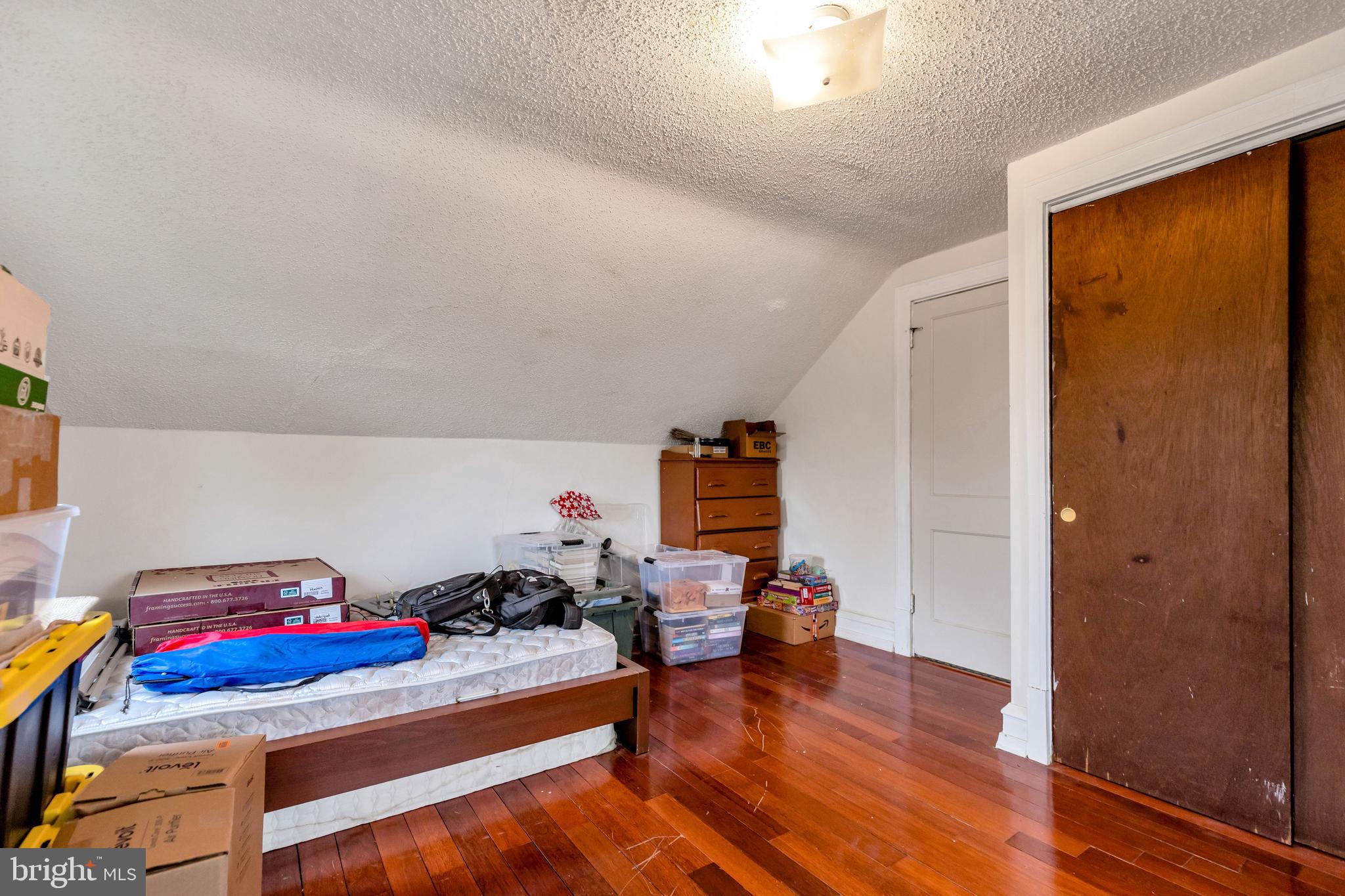 7017 Wayne Avenue Upper Darby, PA 19082 - Photo 26 of 34