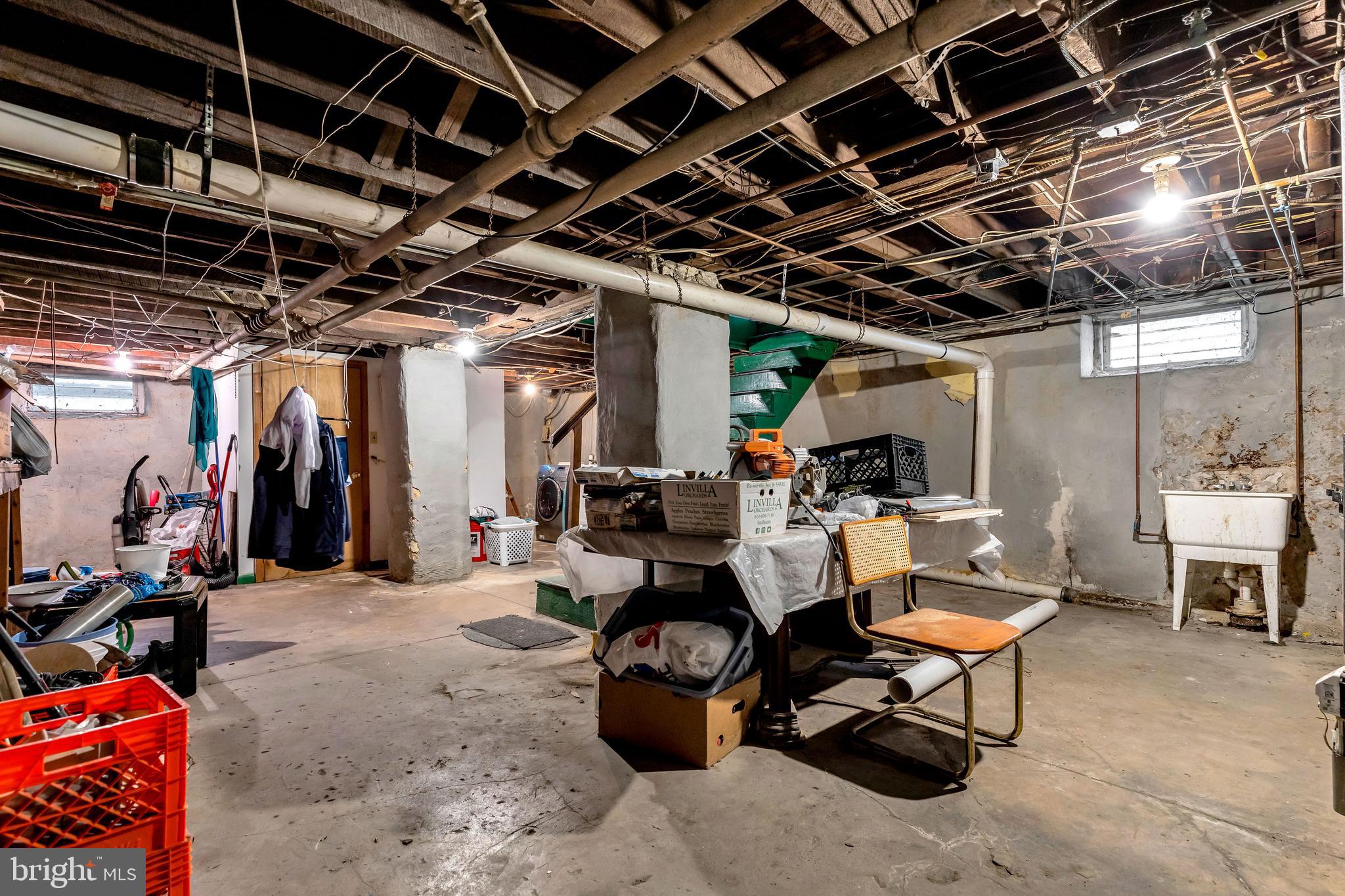 7017 Wayne Avenue Upper Darby, PA 19082 - Photo 30 of 34