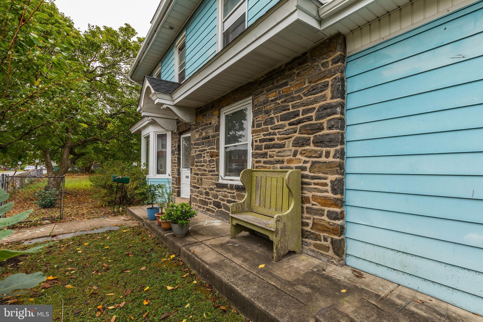 7017 Wayne Avenue Upper Darby, PA 19082 - Photo 5 of 34