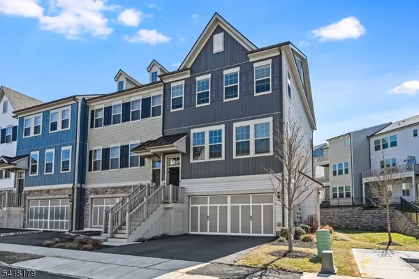 $999,000 | 14 Marigold Court, Warren, NJ 07059