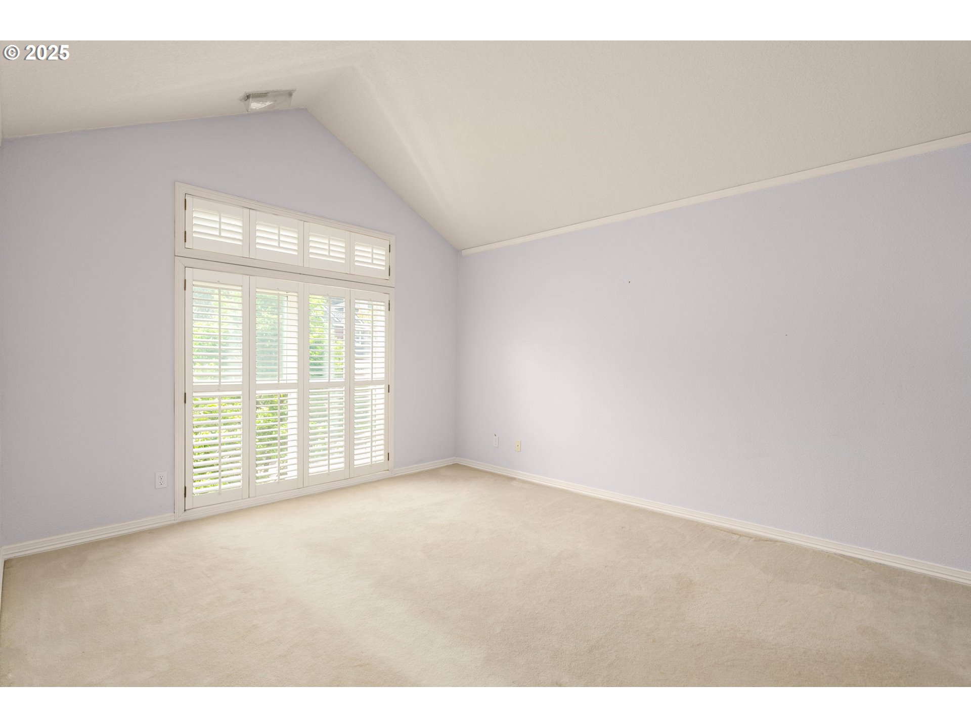 1318 Northwest Slocum Way Portland, OR 97229 - Photo 18 of 33 an empty room with windows