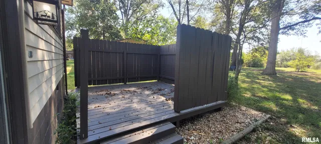 $210,000 | 18065 East Illinois Highway, Opdyke, IL 62872