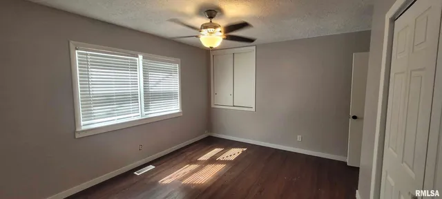 $210,000 | 18065 East Illinois Highway, Opdyke, IL 62872