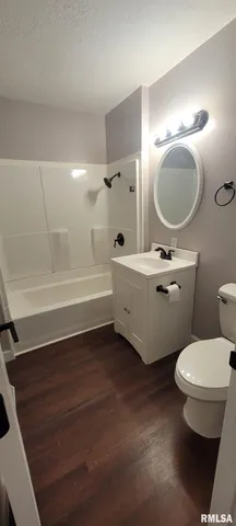 $210,000 | 18065 East Illinois Highway, Opdyke, IL 62872