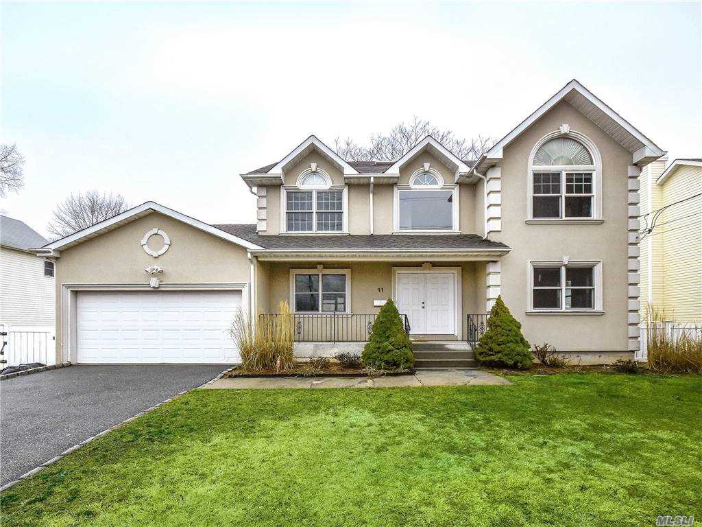 11 Orchard Street Port Washington, NY 11050 - Photo 1 of 1