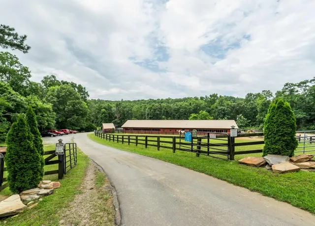 $429,900 | 279 Bella Vista Trail, Jasper, GA 30143