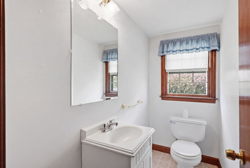 98 Sumner Street Norwood, MA 02062 - Photo 14 of 42