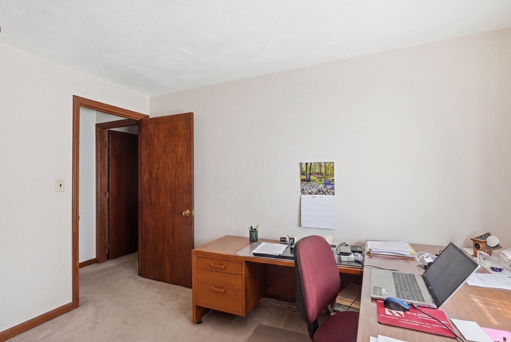98 Sumner Street Norwood, MA 02062 - Photo 17 of 42