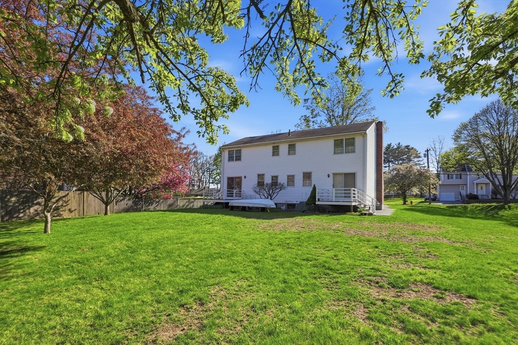 98 Sumner Street Norwood, MA 02062 - Photo 2 of 42