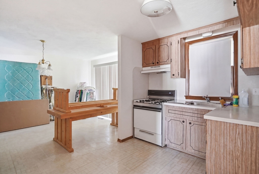 98 Sumner Street Norwood, MA 02062 - Photo 27 of 42