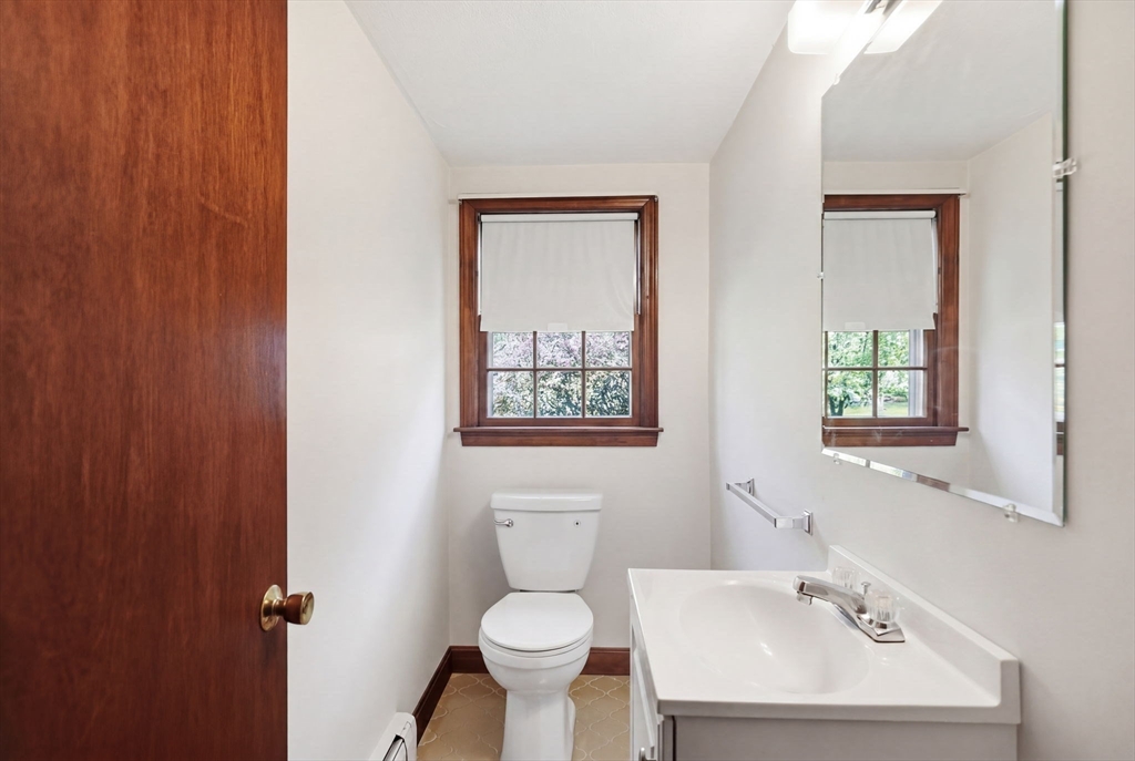 98 Sumner Street Norwood, MA 02062 - Photo 28 of 42