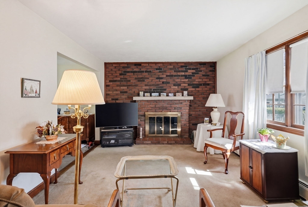 98 Sumner Street Norwood, MA 02062 - Photo 7 of 42