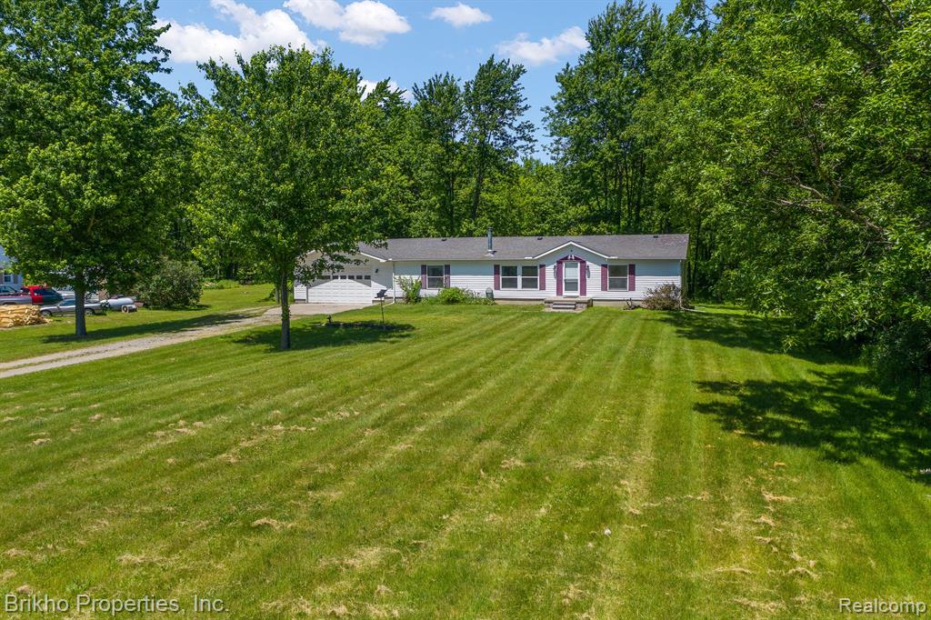 13384 Bryce Road Emmett, MI 48022 - Photo 16 of 54