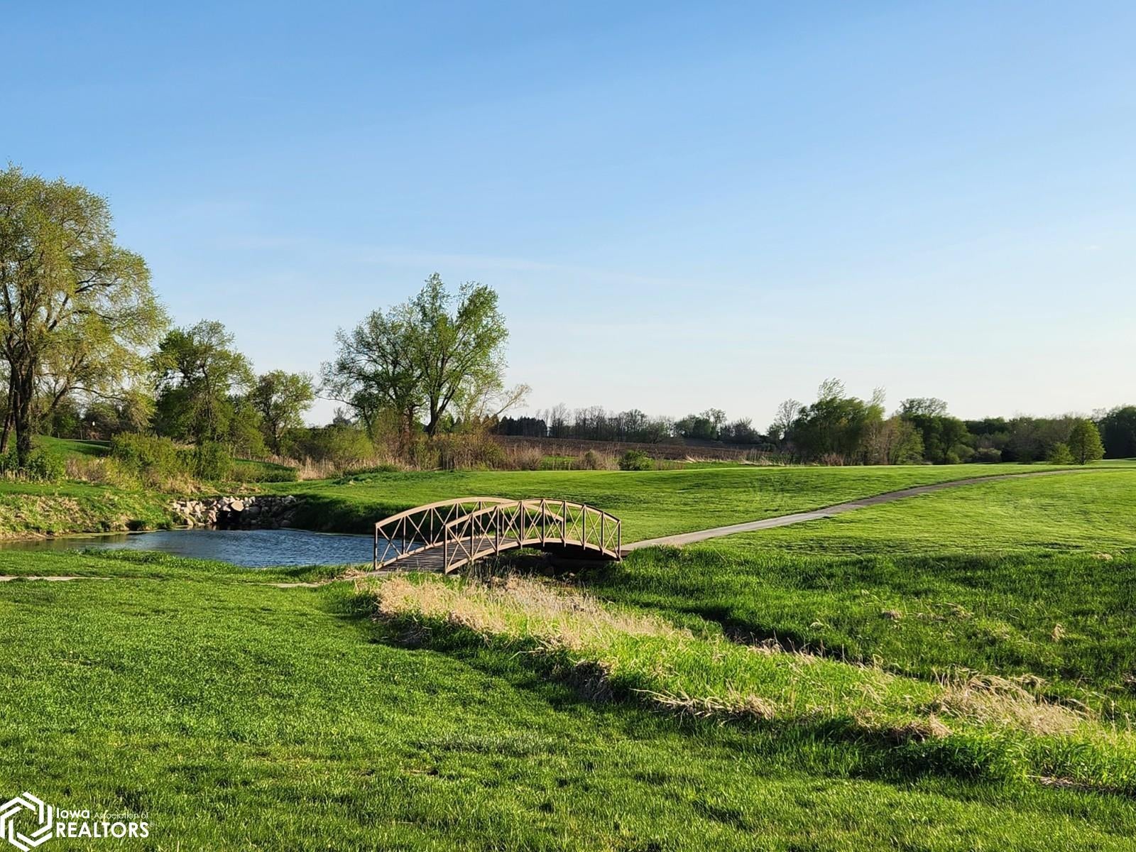 402 Brickyard Road Sheffield, IA 50475 - Photo 4 of 9 Gallery Image 4