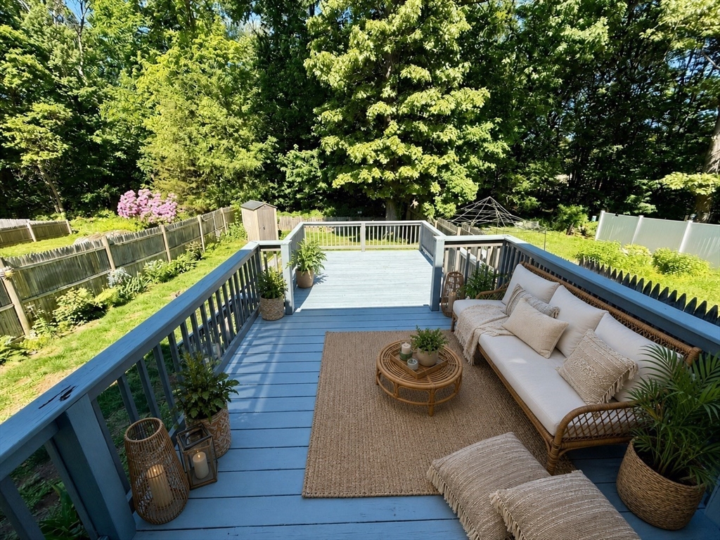 48 Vincent Circle Worcester, MA 01604 - Photo 24 of 31