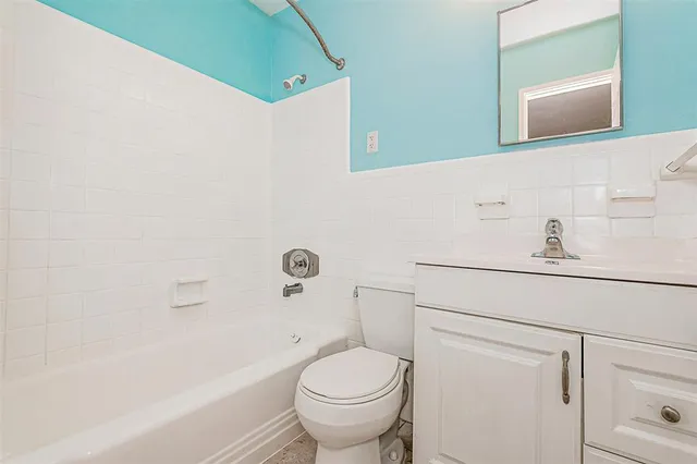 a bathroom with a bathtub