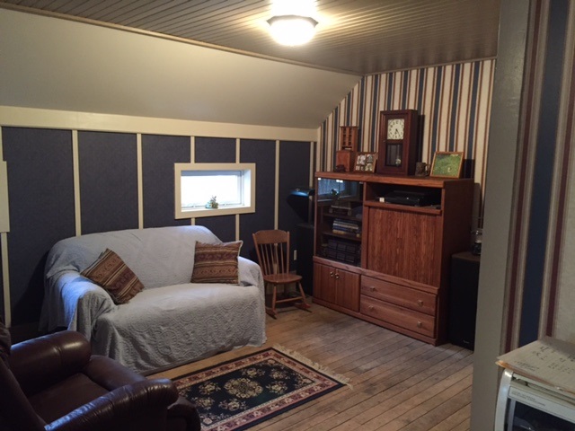 8999 King Road Benzonia, MI 49616 - Photo 22 of 40 1813620-21.JPG
