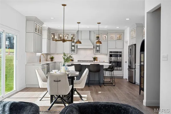 $681,542 | 300 Osprey Court, Lake St. Louis, MO 63367