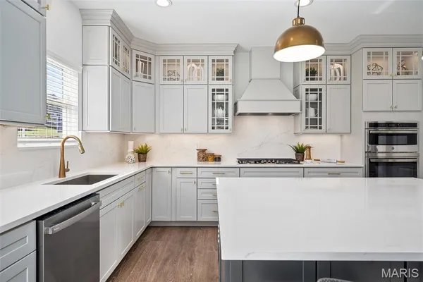 $681,542 | 300 Osprey Court, Lake St. Louis, MO 63367