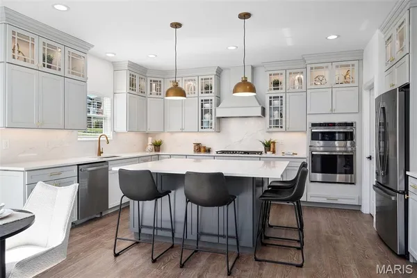 $681,542 | 300 Osprey Court, Lake St. Louis, MO 63367
