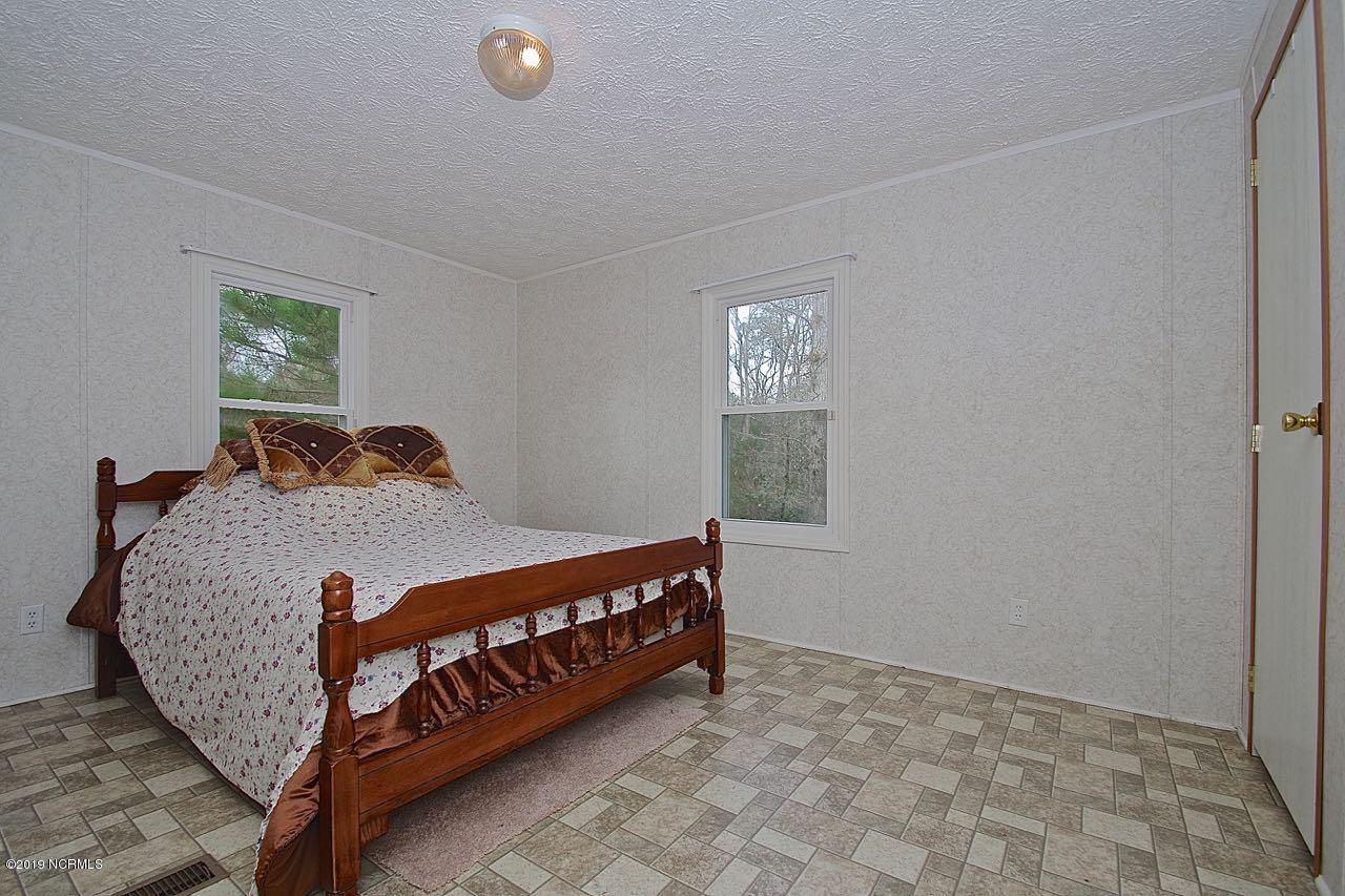 206 Newbold Road Jacksonville, NC 28540 - Photo 17 of 24 IMGP2106-ZF-7731-78491-1-001-018
