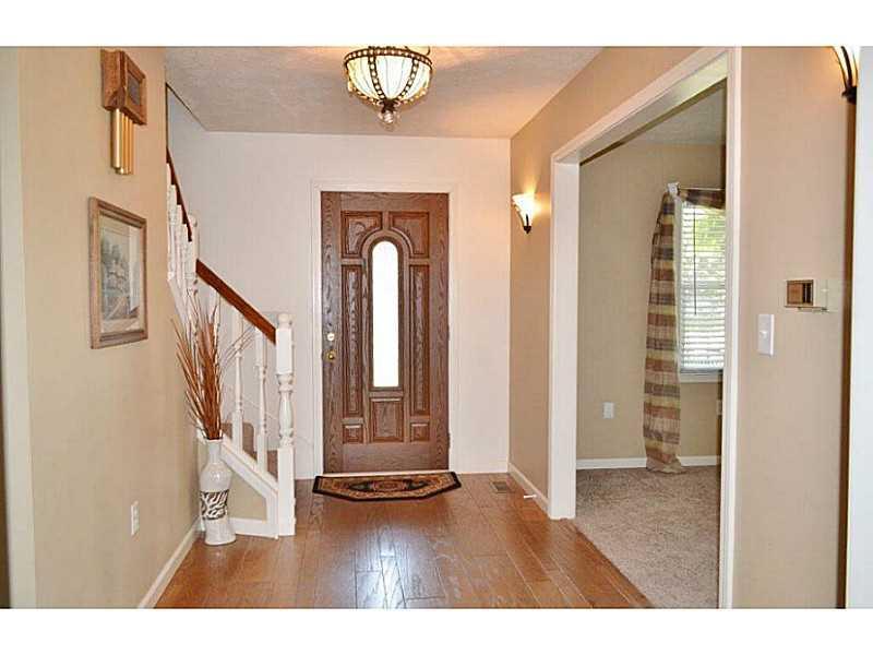 3730 Crescent Hill Road Springfield, OH 45502 - Photo 3 of 25 Gallery Image 3