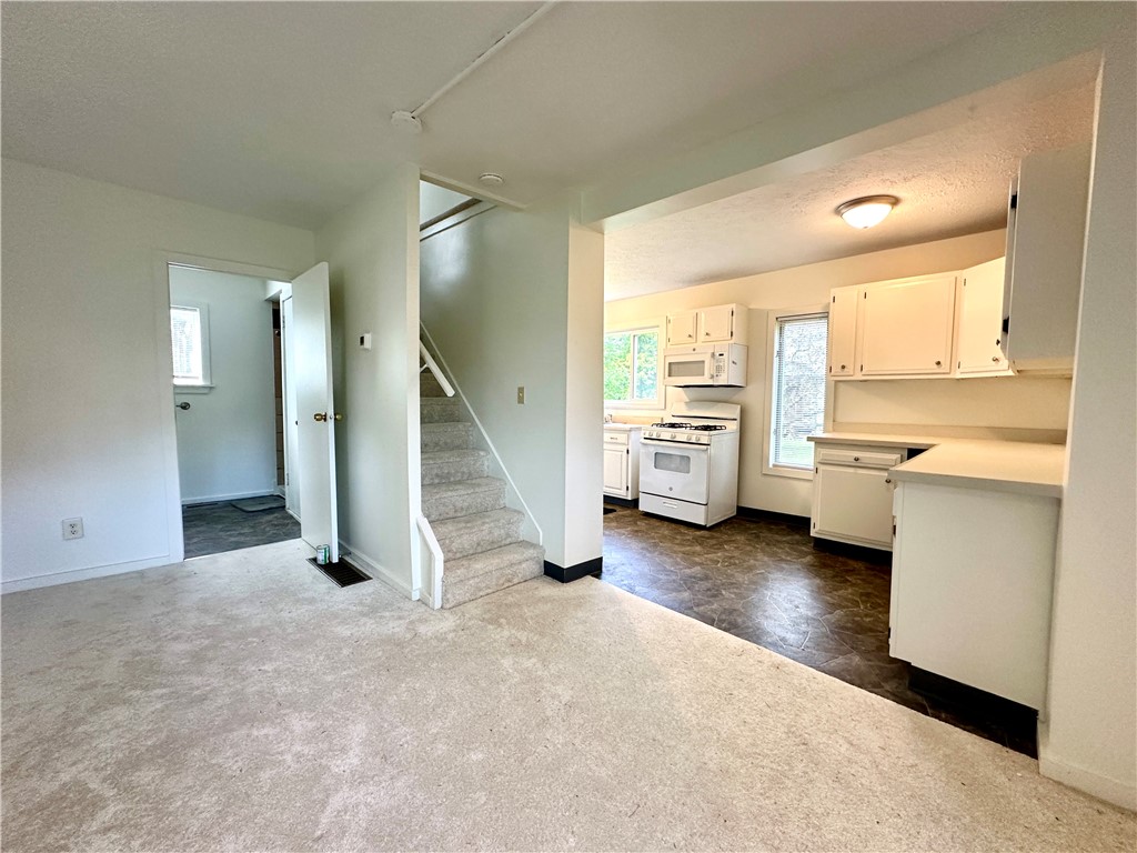 4 Cross Street Naples, NY 14512 - Photo 6 of 18