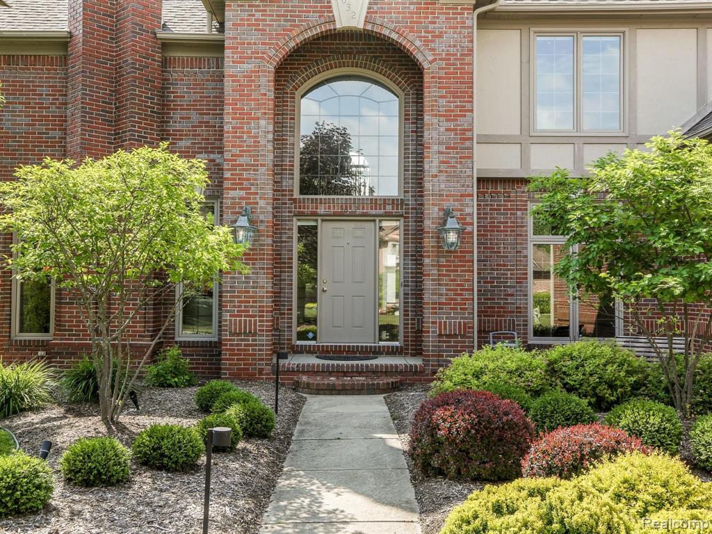 3632 Aynsley Drive Rochester Hills, MI 48306 - Photo 4 of 49