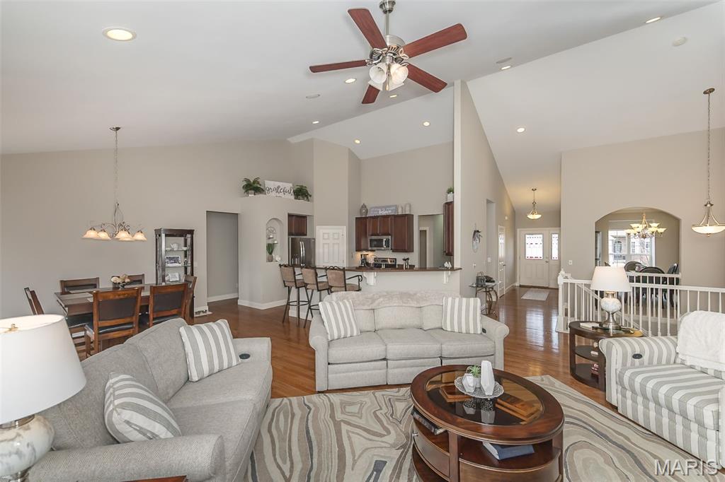 1586 Heritage Valley Drive High Ridge, MO 63049 - Photo 10 of 52