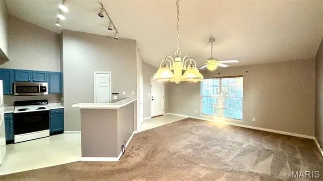 $1,700 | 16 Homefield Gardens Drive, Unit 20N, O'Fallon, MO 63366