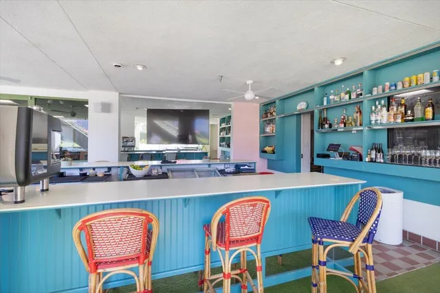 $585,000 | 900 Island Drive, Unit 313, Rancho Mirage, CA 92270