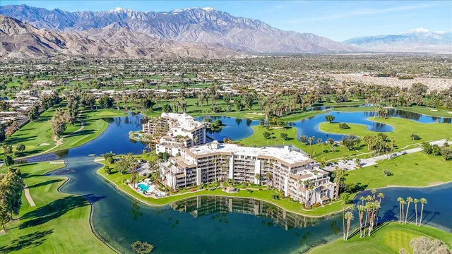 $585,000 | 900 Island Drive, Unit 313, Rancho Mirage, CA 92270