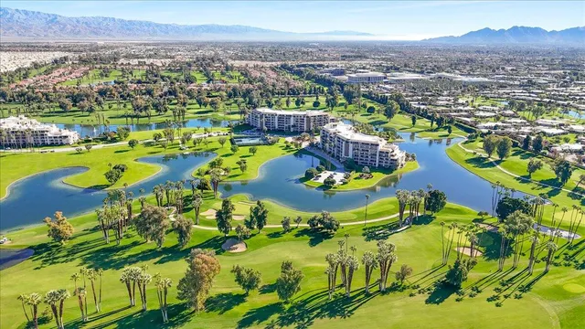 $585,000 | 900 Island Drive, Unit 313, Rancho Mirage, CA 92270
