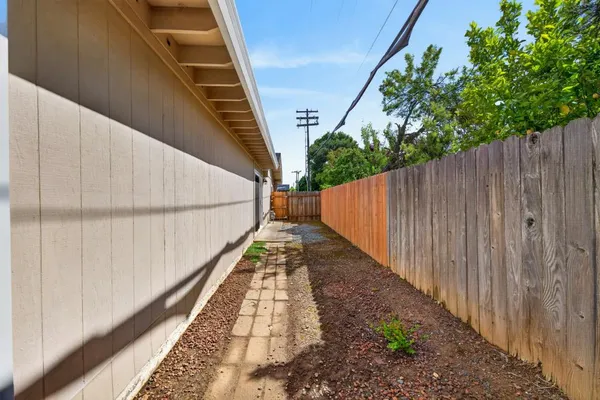 $574,900 | 9105 Nasreen Drive, Sacramento, CA 95826