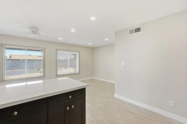 $1,900 | 3743 West Acoma Drive, Phoenix, AZ 85053