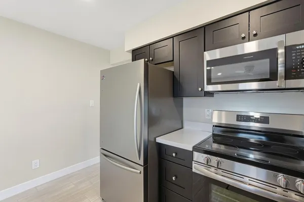 $1,900 | 3743 West Acoma Drive, Phoenix, AZ 85053