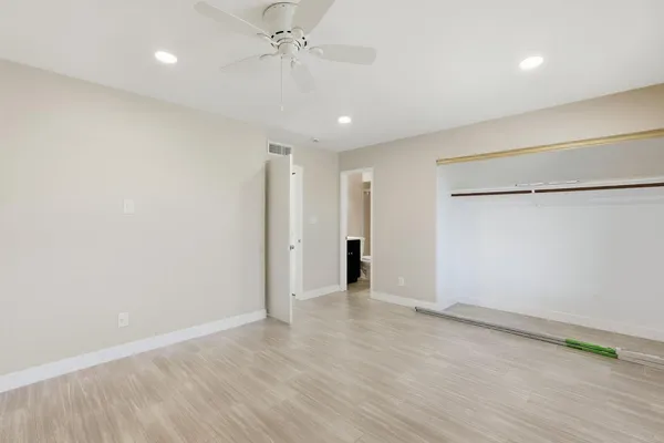 $1,900 | 3743 West Acoma Drive, Phoenix, AZ 85053