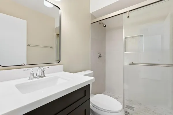 $1,900 | 3743 West Acoma Drive, Phoenix, AZ 85053