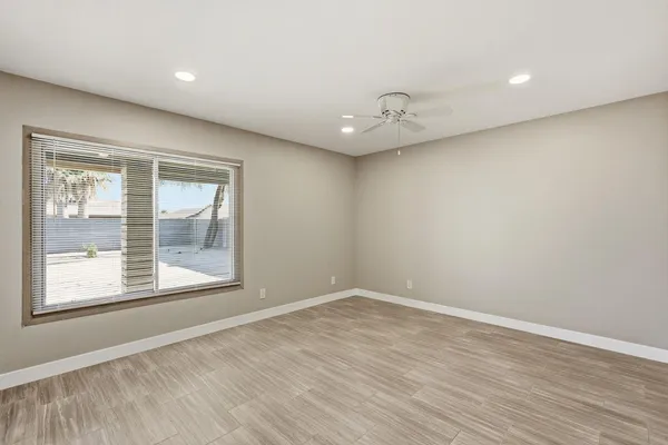 $1,900 | 3743 West Acoma Drive, Phoenix, AZ 85053